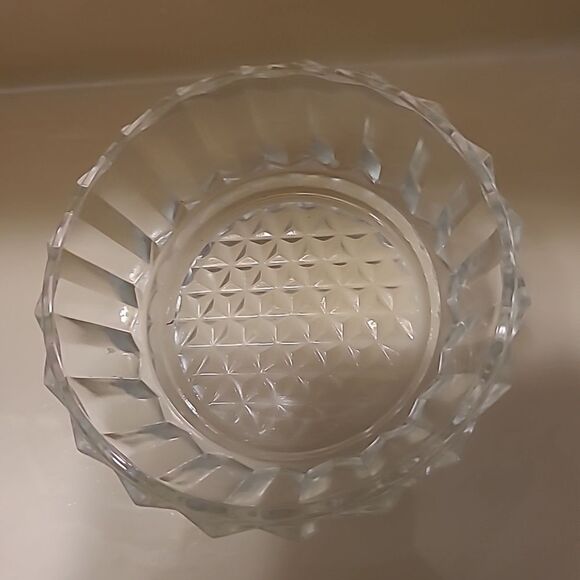 Vintage Powder Box - Picture 2 of 5